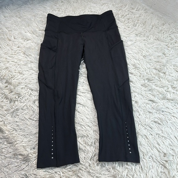 Lululemon Fast & Free Crop (19") Black - Picture 1 of 6